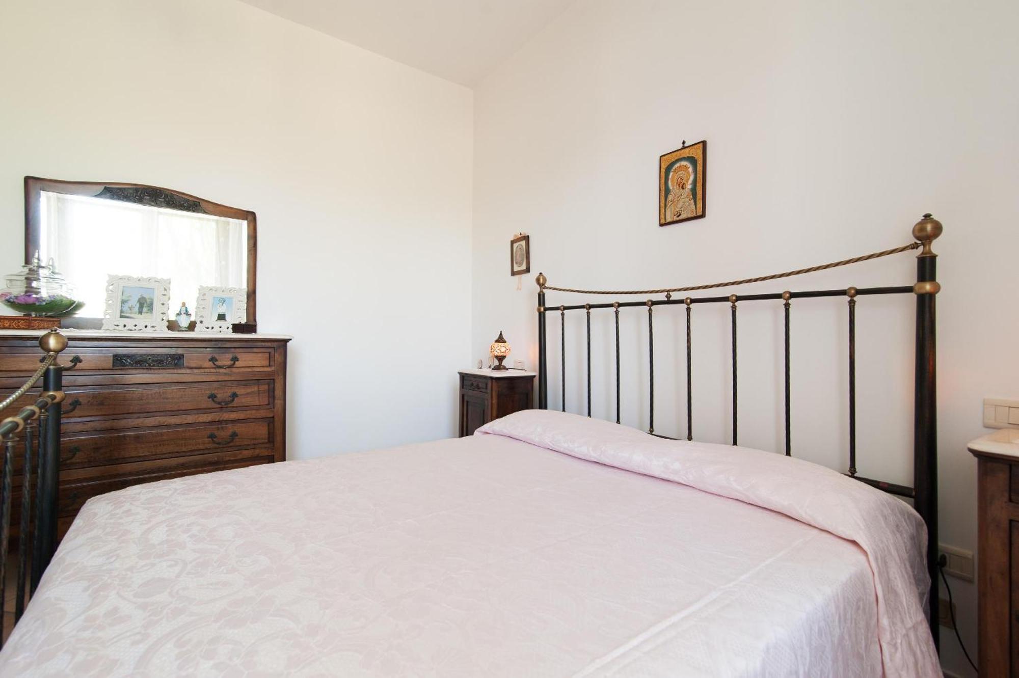 מרינה די מנקוורסה Villa Rose מראה חיצוני תמונה