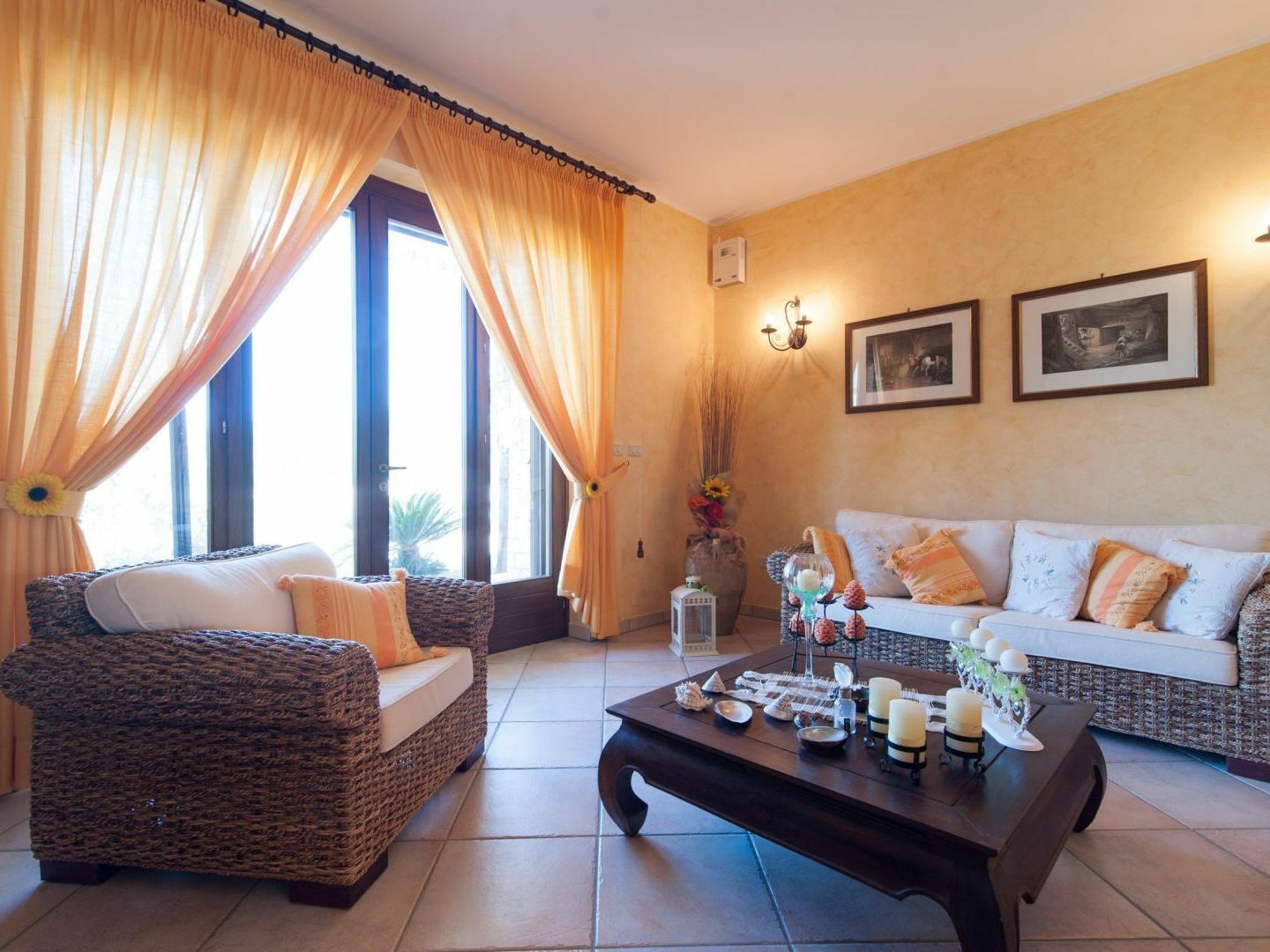 מרינה די מנקוורסה Villa Rose מראה חיצוני תמונה